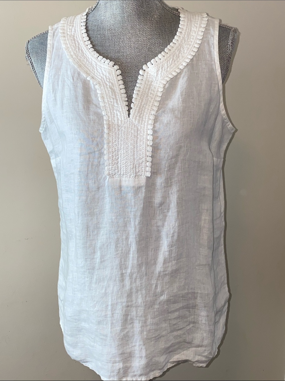 Talbots White Sleeveless Linen Tunic Top - Breathable Summer Layer
